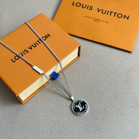 Louis Vuitton unisex necklace. Size: 53cm - Picture 2 of 7
